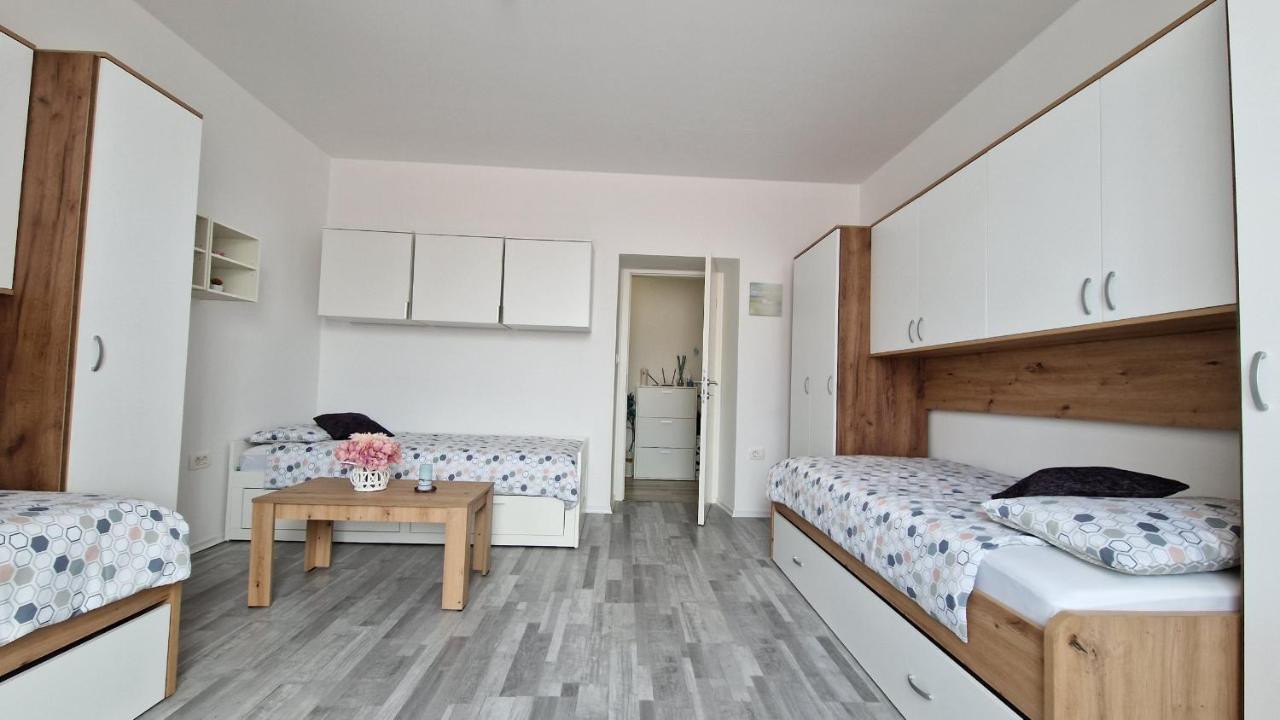 Sun Kissed Apartment Koper Bagian luar foto
