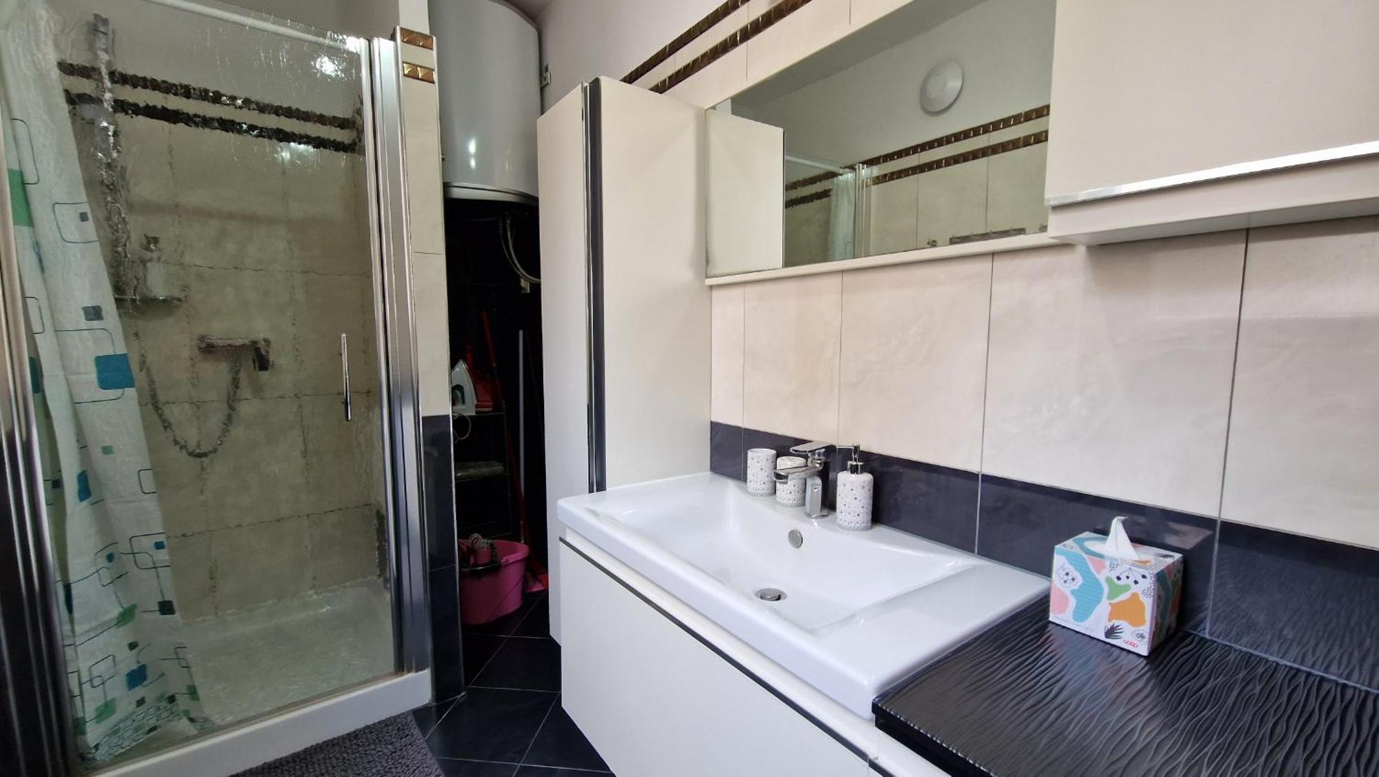 Sun Kissed Apartment Koper Bagian luar foto